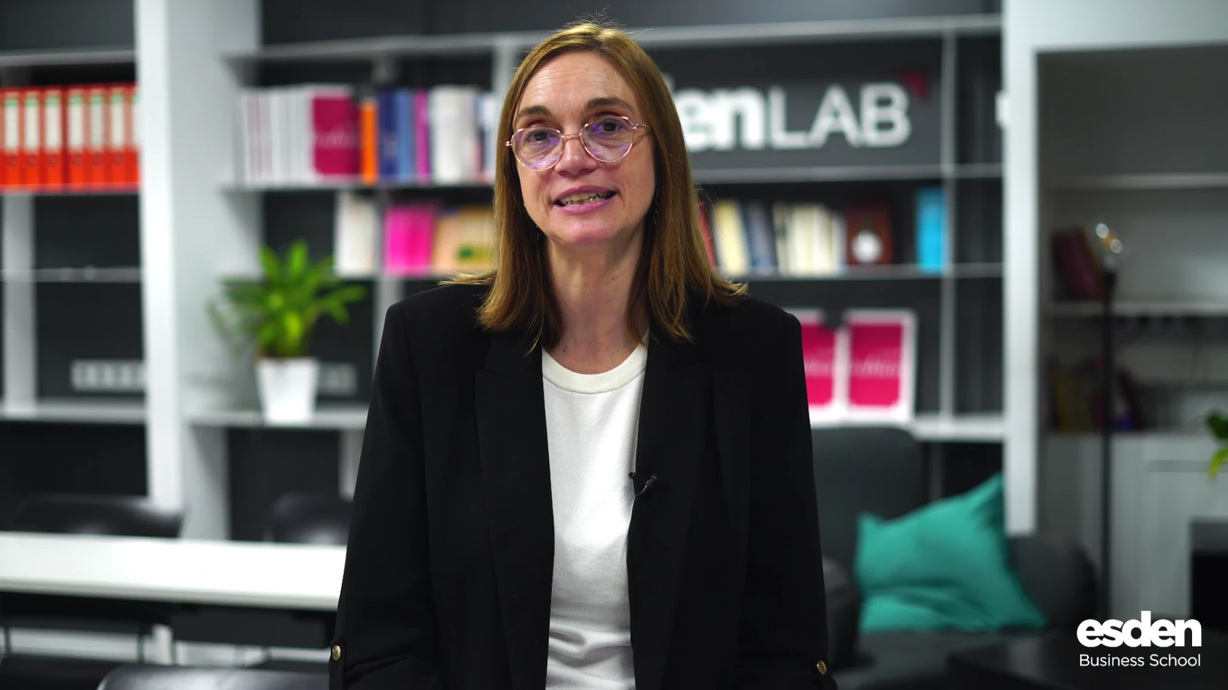 Master En IA Para La Direccion Empresarial Nuestra Directora Maricé Sánchez-Macián Esden 01